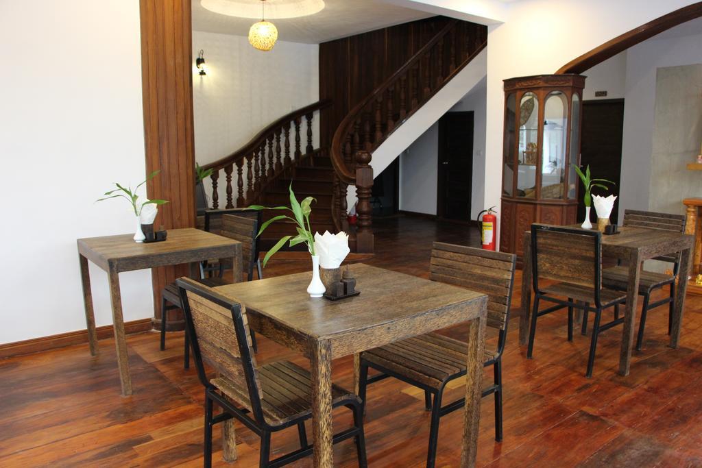 Palm Tree Boutique Hotel Phnom-Penh Buitenkant foto