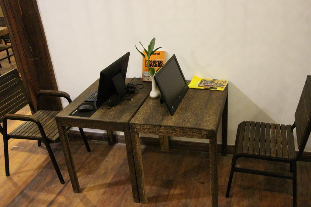 Palm Tree Boutique Hotel Phnom-Penh Buitenkant foto
