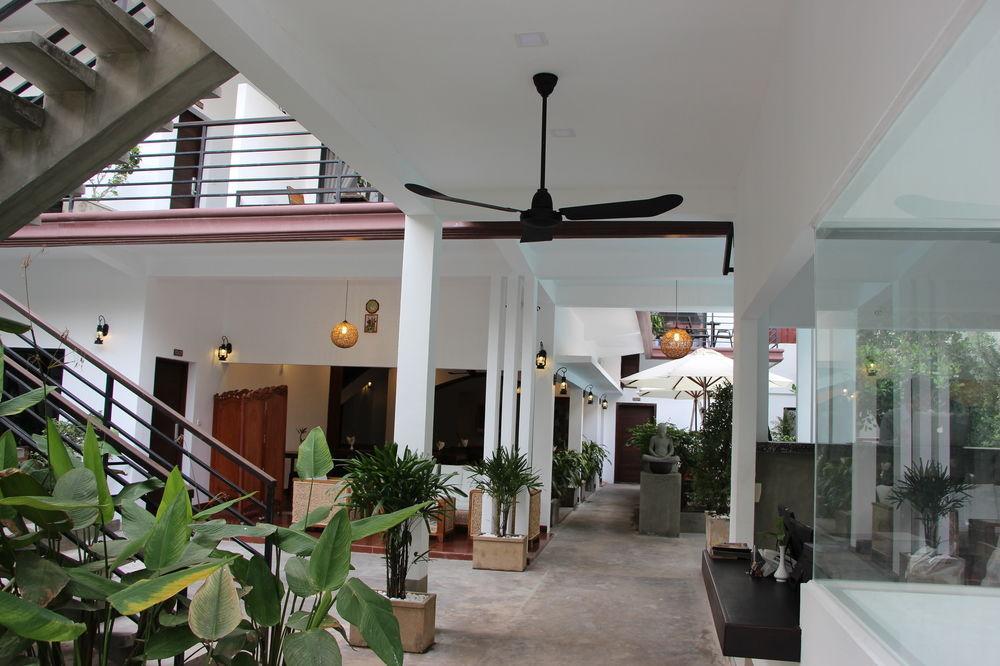 Palm Tree Boutique Hotel Phnom-Penh Buitenkant foto