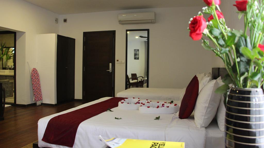 Palm Tree Boutique Hotel Phnom-Penh Buitenkant foto