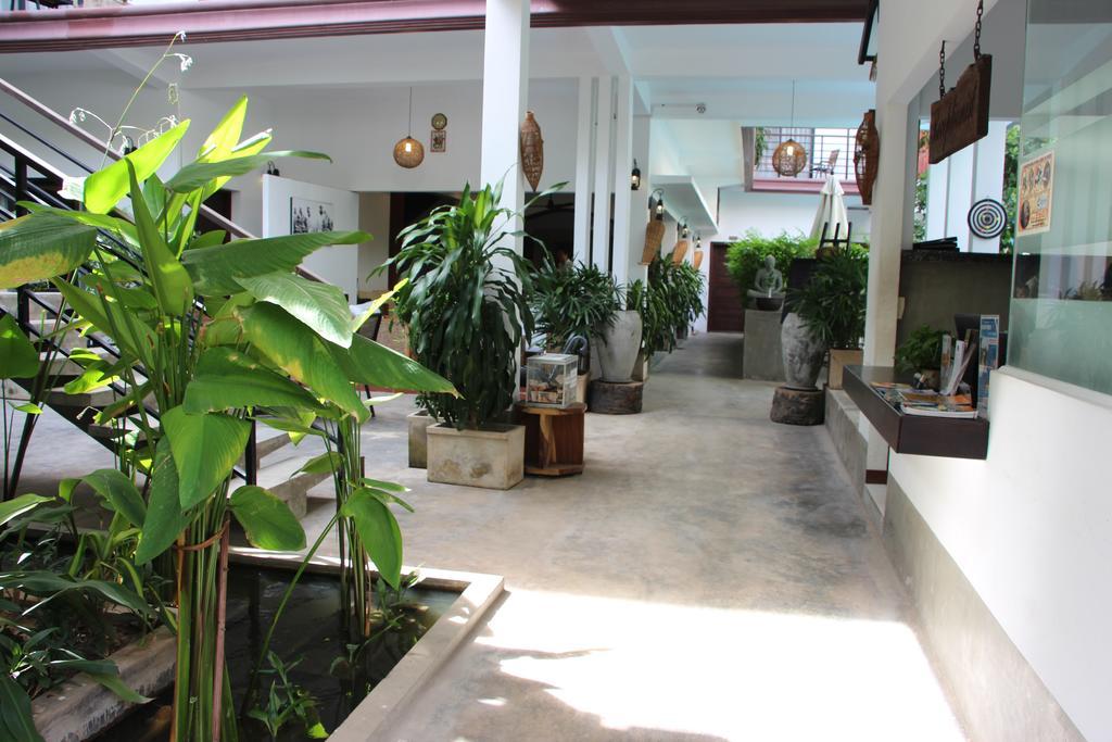 Palm Tree Boutique Hotel Phnom-Penh Buitenkant foto